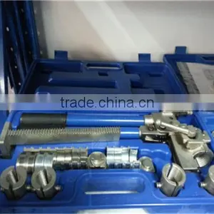 Adjustable Manual Pipe Tool Set for PEX Sliding Fittings (for 140 Series) thumbnail-1