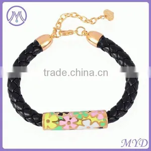 Red Leather Band With Fake Cloisonne Enamel Metal Clip Bracelet thumbnail-4
