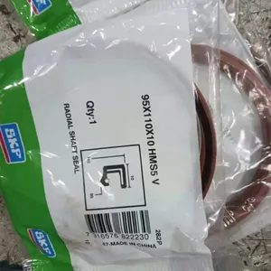 High Quality CR4931 CR4932 Nitrile Oil Seal CR29952 Nitrile Rotary Shaft Seal CR4935 Oil Seal thumbnail-5