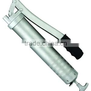 Hand Grease Gun thumbnail-1