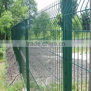 ISO9001 and CE Low Price PVC Coated Wire Mesh Fence thumbnail-1