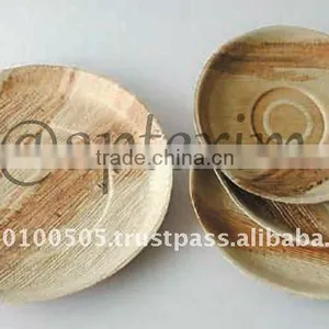 Disposable Dinner Plate thumbnail-1