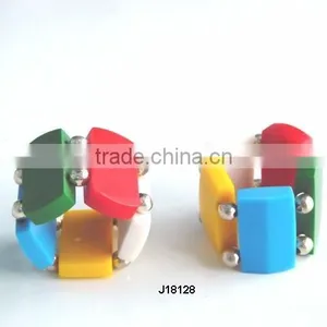 Polyresine Multi Colour Napkin Ring Available in Other Colours thumbnail-1