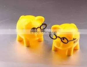 Hot Design Plastic Lovely Piggy Money Saving Bank thumbnail-1