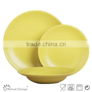 Green Stoneware Mat Dinner Set thumbnail-1