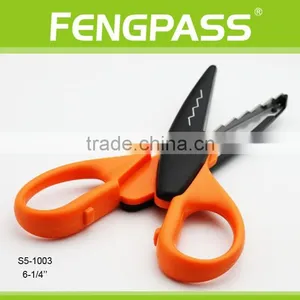 S5-1003 6.25 Inch 2Cr13 Stainless Steel Blade With Colorful Plastic Handle Kid Stationery thumbnail-3