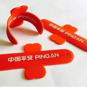 Silicone Mobile Stand Mobile Phone Silicone Card Holder thumbnail-3