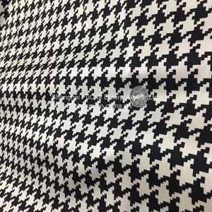 65%polyester 35%cotton Poplin Fabric 45s 110*76 100gsm for Shirt thumbnail-1