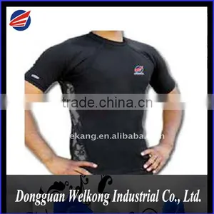 Men Water Sport Polyester Nylon Lycra Short Sleeve Shirt Rash Guard thumbnail-1