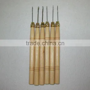 Useful Wooden Pulling Needle Hook thumbnail-1