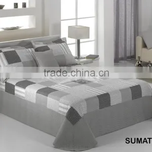 China Wholesale Size Oem Microfiber Quilt/quilts Set thumbnail-1