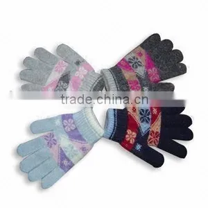 Knitted Cheap Kids' Magic Winter Gloves thumbnail-1