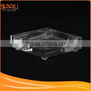 Clear Acrylic Ashtray With Custom Size thumbnail-1