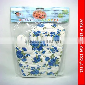 Kitchen Microwave Oven Mitt/Baking Gloving For One Dollar Item thumbnail-1