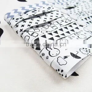 INS Hotsale White and Black Pacifier Clips With Buttons thumbnail-3