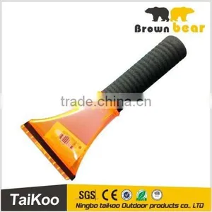 New Style Plastic Car Ice Scraper for Snow thumbnail-1