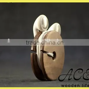 Wooden Earphone Holder thumbnail-2