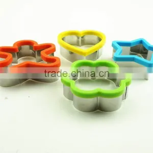 47082 Stainless Steel With Silicone Cover Cookie Cutter thumbnail-3