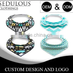Wholesale High Quality Custom Absorbent Printed Soft 100% Organic Cotton Infant Triangle Drool Bandana Baby Bibs thumbnail-4