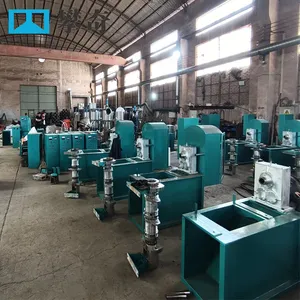 Small Scale Cooking Oil Making Machine 100 - 500 Kg Per Hour Cold and Hot Press Oil Extraction Machine Oil Press Machine for Groundnuts &Peanuts thumbnail-4