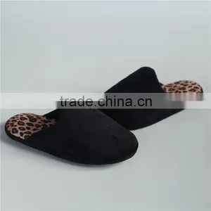 Woman Microsuede Indoor Slipper With Leopard Print Insole thumbnail-2