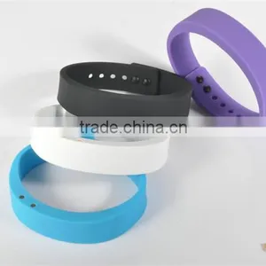 Popular of Intelligent Bracelets for Sporting and Health thumbnail-1
