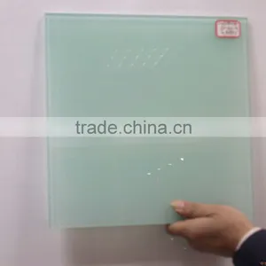High Quality Low Iron Painted Glass thumbnail-1