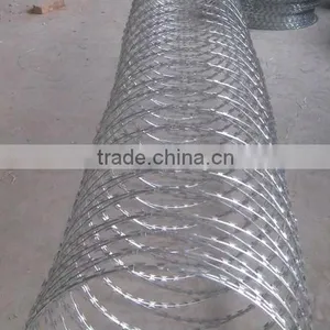 Blade Barbed Wire thumbnail-1