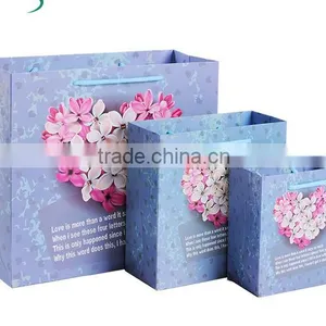 Beautiful Creative Gift Paper Packaging Bag With Handlle for Drinking Clothing With Factory Price thumbnail-1