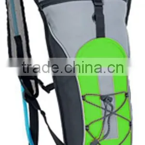Light Running Backpack With 2L Bladder thumbnail-4