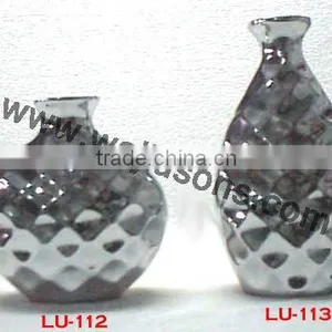 Hammered Patterns in Sugar Style Metal Vase in Mirror Polish Made in Sheet Aluminium thumbnail-3