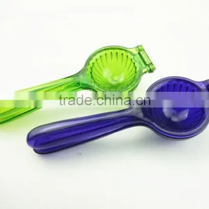 41024 Lemon and Lime Juice Squeezer thumbnail-3