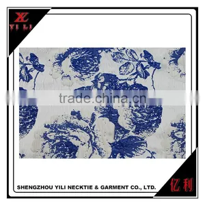 2016 New Design Wholesale Floral Cotton Fabric for Clothes thumbnail-4
