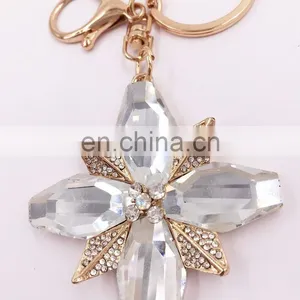 Custom Promotional Luxuriant Cute Diamond Key Chain Give Gifts thumbnail-2