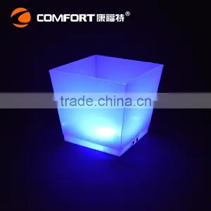 Rechargeable Plastic Ice Cooler thumbnail-1