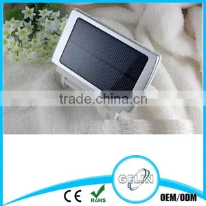 Rear Capacity 10000mah Portable Dual Usb Solar Power Bank thumbnail-4
