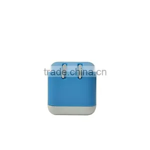 Eu And Usa Plug Colorful Mobile Phone 5v 2.1a Dual Usb Wall Charger thumbnail-3