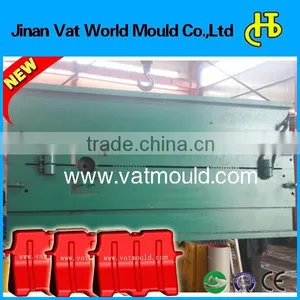 Competitive Price &timely Delivery Road Barrier Blow Mould thumbnail-2