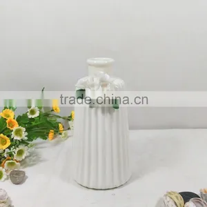 White Origami Ceramic Flower Vase thumbnail-2