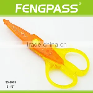 S5-1015 5.5 Inch 2Cr13 Stainless Steel Blade With Plastic Handle Children Stationery thumbnail-1