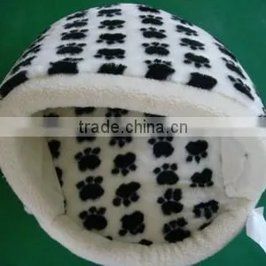 Plush Pet House thumbnail-1