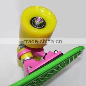 HSJ52 New Design Fish Plastic Skateboards 22 Inch Good Quality Skate Board thumbnail-3