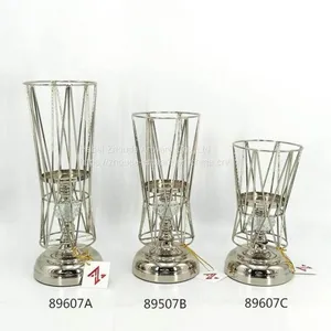 Latest Style Transformable Gold and Black Metal Candle Holder From China Factory thumbnail-4