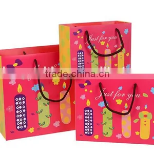 Customized Kraft Paper Packaging Bag thumbnail-1