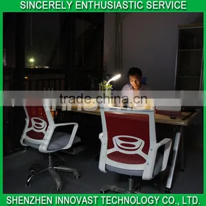 Hot Selling LED Desk Lamp With USB Connect thumbnail-5