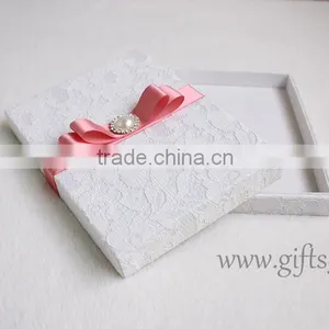 Customized White Silk Wedding Invitation Boxes Wholesale thumbnail-5