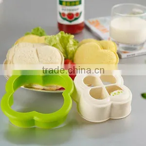 Plastic LEAF Clover Sandwich Crust Cutter DIY Bread Mold thumbnail-3