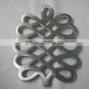 Metal Trivets for Bar Tables thumbnail-3