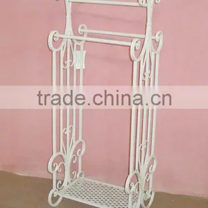 Metal Foldable Towel Rack thumbnail-1