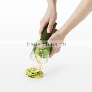 2016 Amazon Hot Selling Hand-held Sprializer Vegetable Slicer Spiral Slicer thumbnail-3